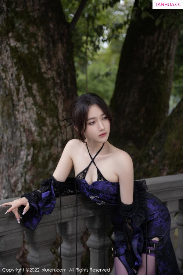 鱼子酱fish  [XiuRen]高清写真图 2022.12.30 No.6074 鱼子酱Fish 丝袜美腿第22张图片